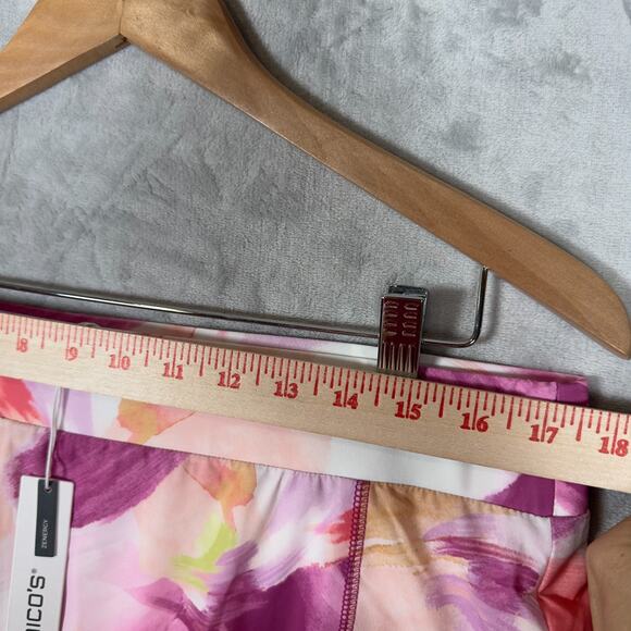 Chico's Zenergy Neema Side Pocket Skort Size 2 Large Pink Geometric NWT! - Picture 9 of 10